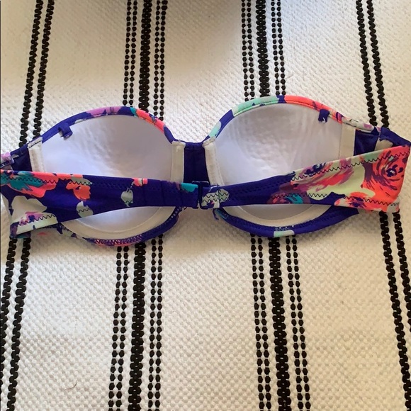 bikini top - Picture 4 of 4